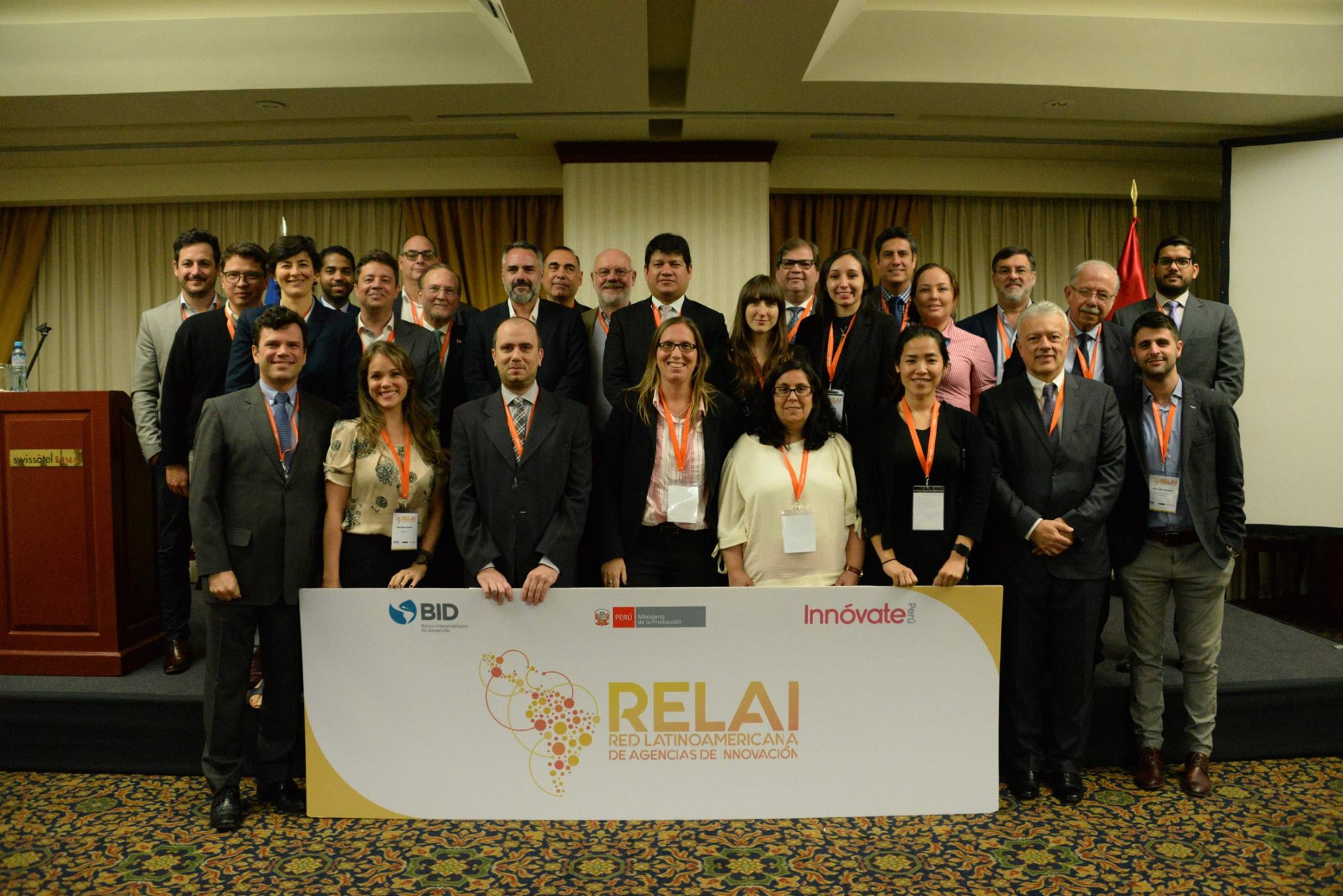 Representantes de La ReLAI en el encuentro en Lima.