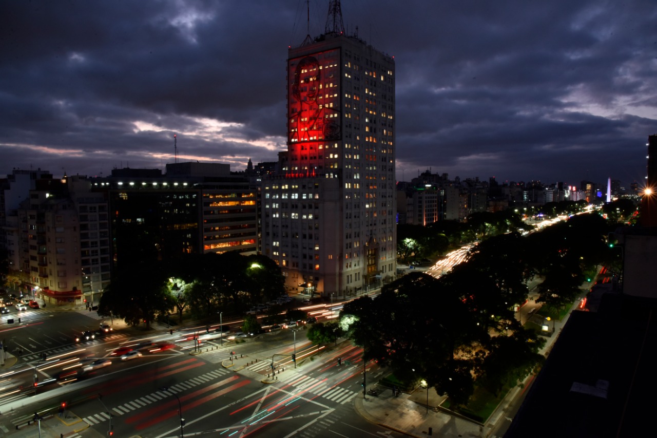 14-06-21 sangre edificio