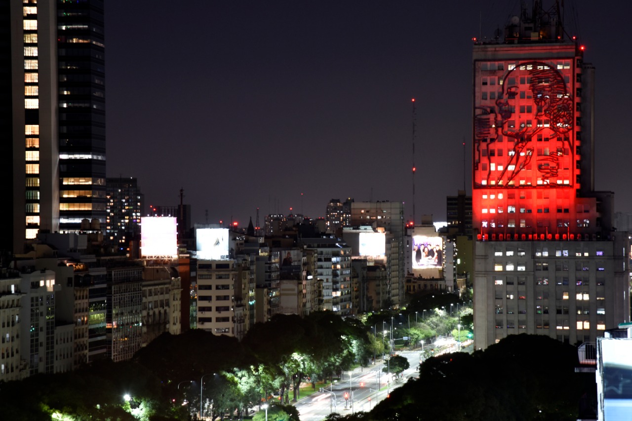 14-06-21 sangre edificio 1