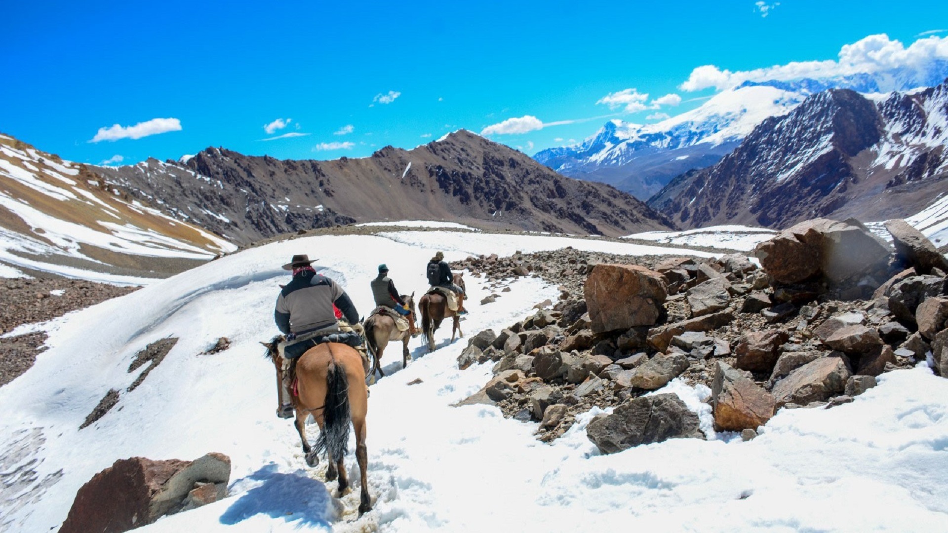 Cabalgata en la cordillera, Chacayes