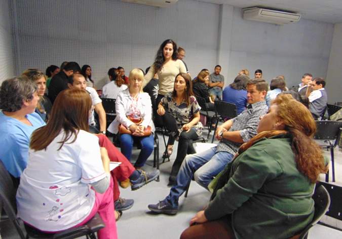 Presentación de la Estrategia de Salud Familiar y Comunitaria en Chaco
