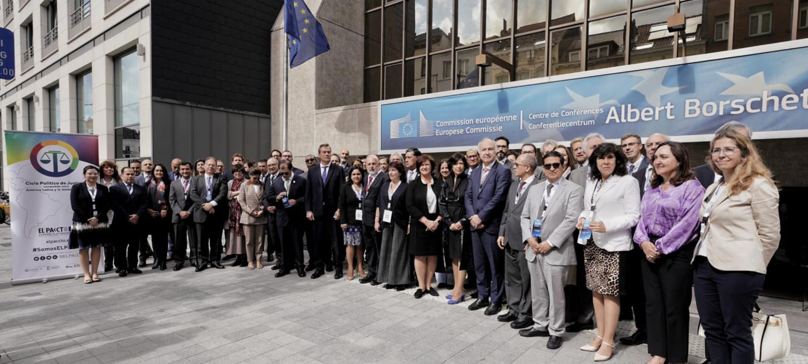 Le ministre de la Justice participe à la réunion conjointe des Hautes Autorités de l’Union européenne et de l’Amérique latine à Bruxelles : « Il est nécessaire que les États coordonnent politiquement et législativement les efforts de lutte contre le crime organisé »