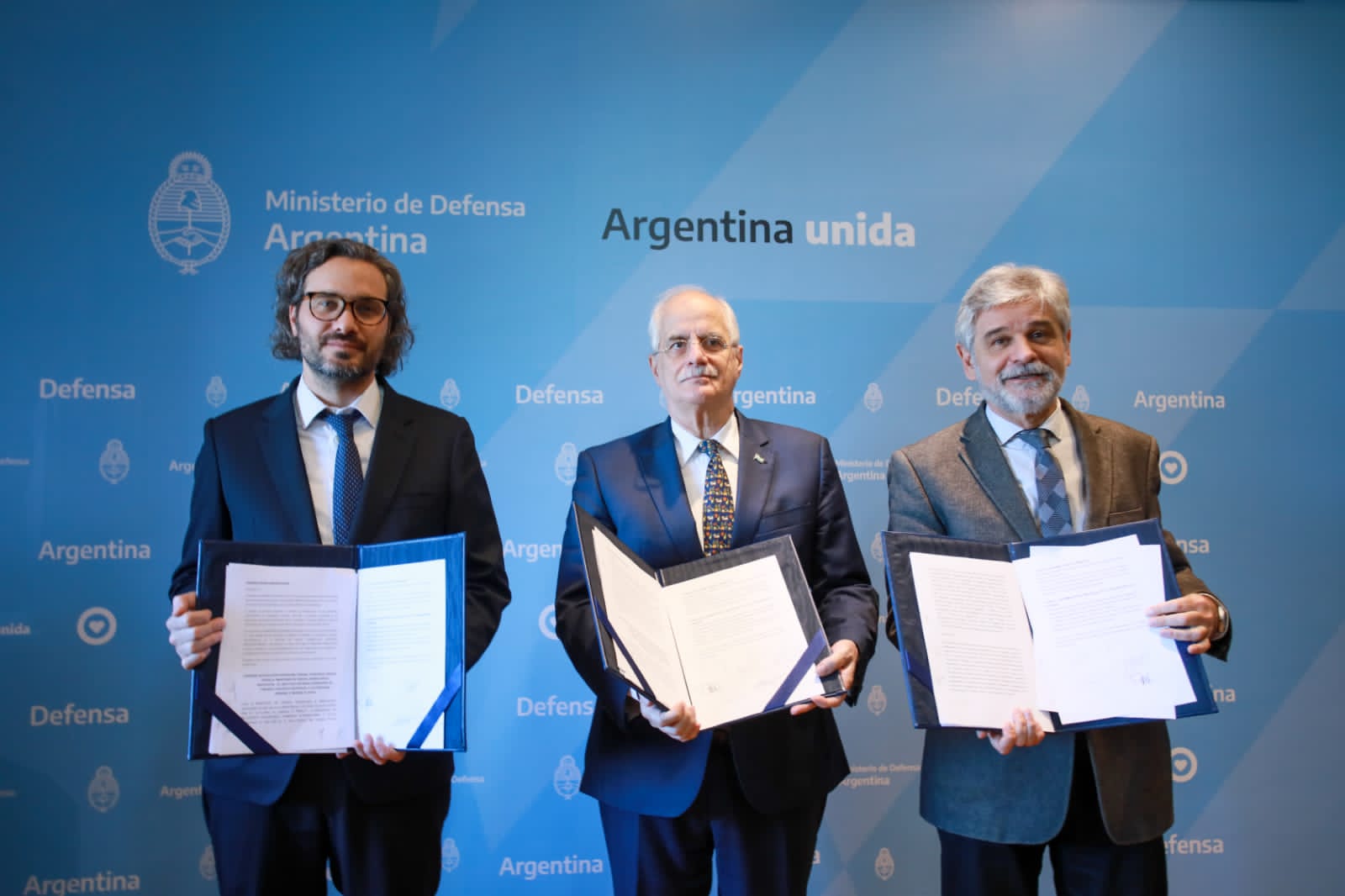 The Ministry of Science allocates 200 million pesos for the establishment of multidisciplinary laboratories in the Argentine Antarctic bases