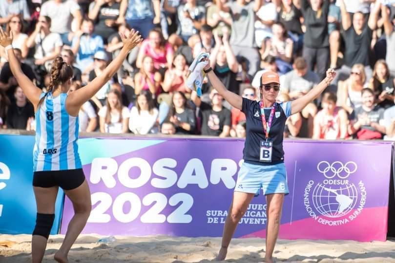 Una entrenadora para Las Kamikazes Una entrenadora para Las Kamikazes
