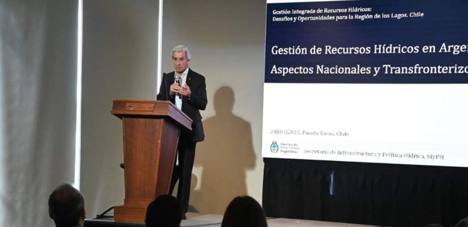 Participación del Presidente del INA en el Seminario Internacional sobre Recursos Hídricos en Chile