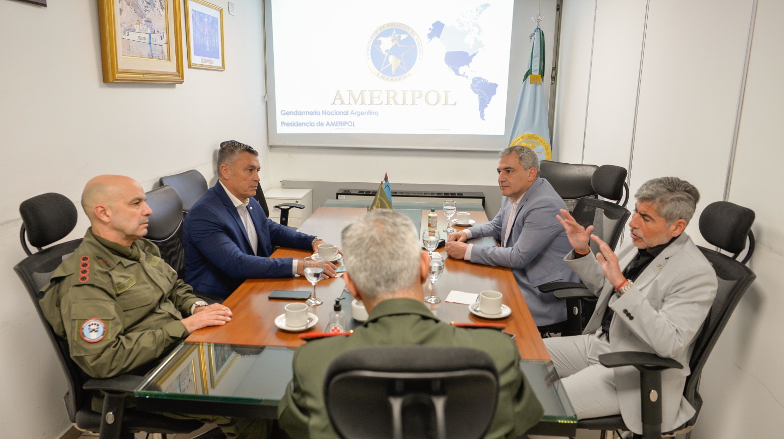 Visita del Ministro de Seguridad de la Provincia de Córdoba | Argentina