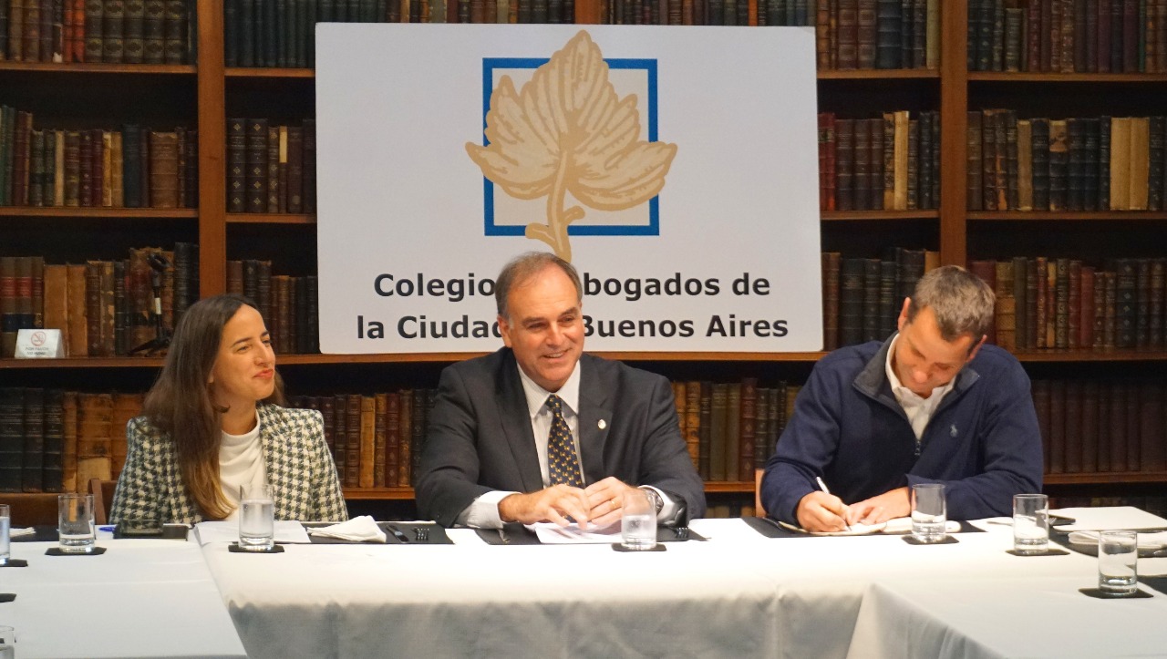 Exposición en el Colegio de Abogados de la Ciudad de Buenos Aires ...
