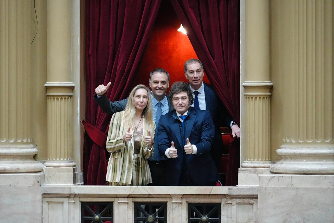 El Presidente asistió a la jura de los nuevos diputados en el Congreso de la Nación | Argentina.gob.ar