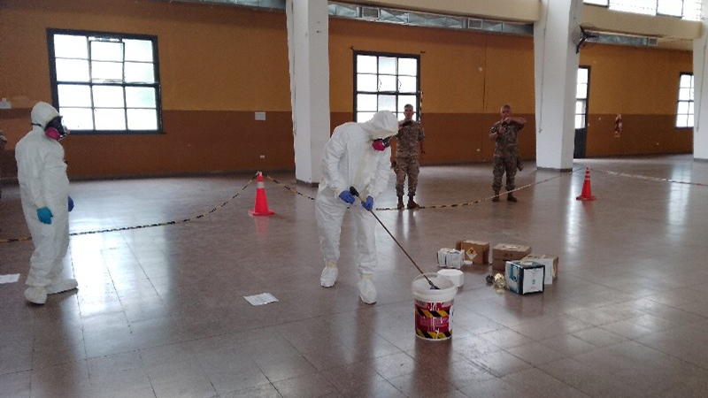Entrenamiento relacionado con la Zona Interior Acordonada en el recupero de fuentes que contienen material radiactivo Entrenamiento relacionado con la Zona Interior Acordonada en el recupero de fuentes que contienen material radiactivo