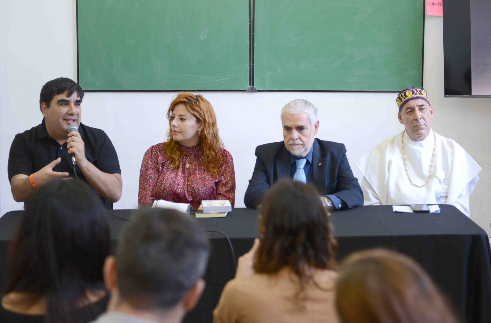 Darío Arias, Director de Políticas y Prácticas contra la Discriminación de INADI, en la Mesa de Diálogo Religioso