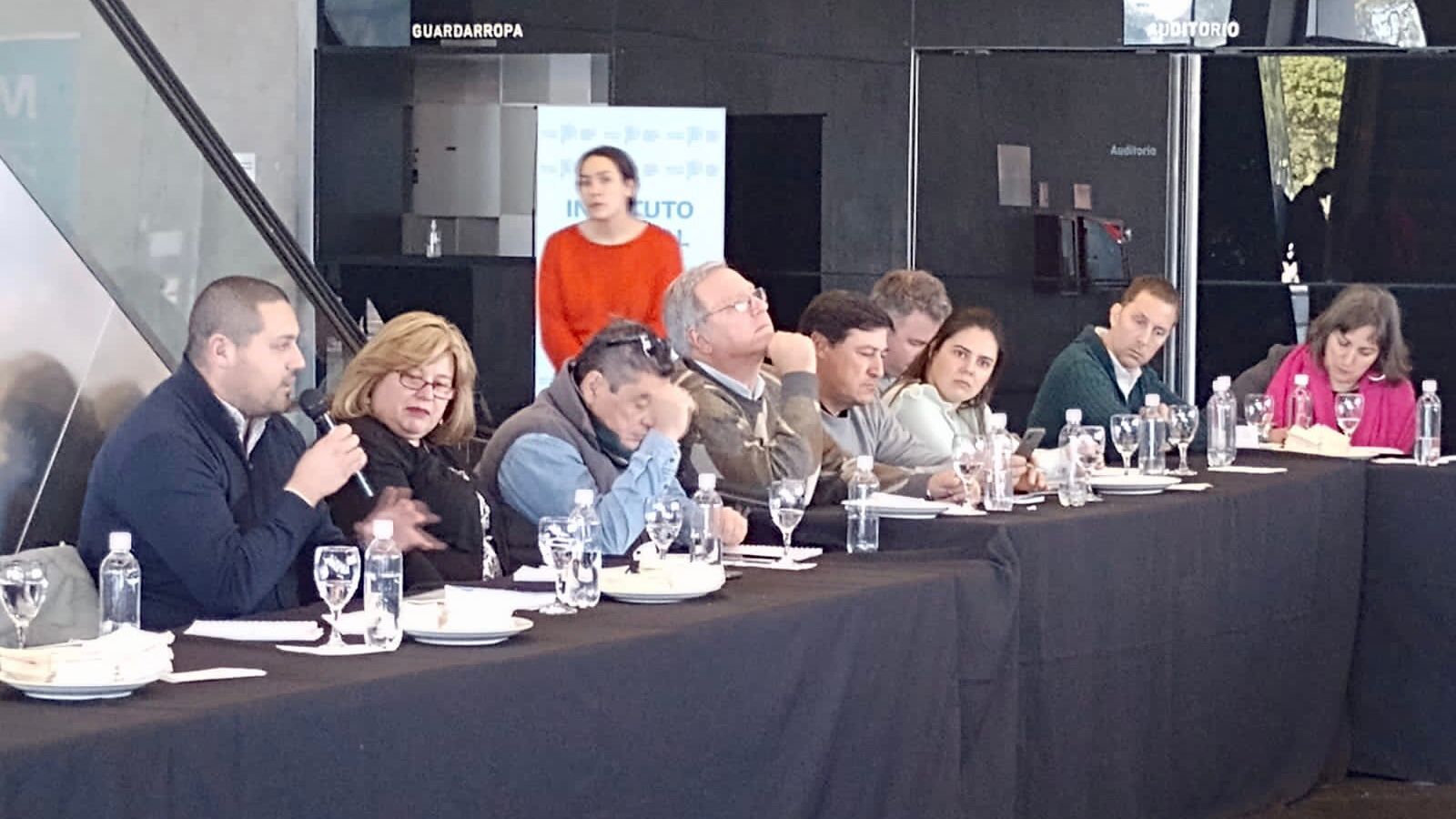 Activa presencia y colaboración en el programa “Exportando Alimentos Bonaerenses”