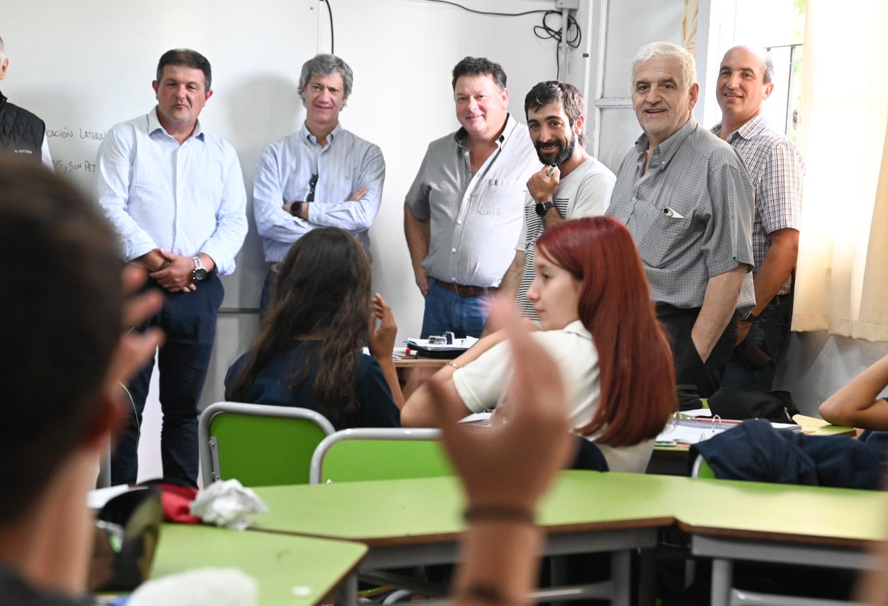 Vilella: "Este gran complejo del INTA y la Universidad Nacional de Mar del Plata es un claro ejemplo de nuestro principal eje de gestión"