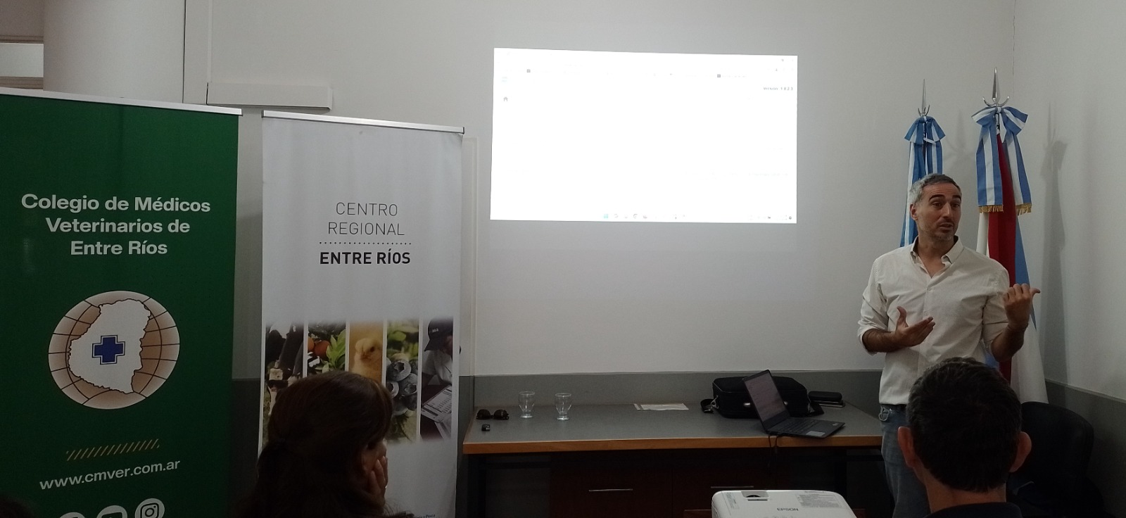 Senasa: se llevó adelante una jornada de actualización normativa para laboratorios de la Red Nacional