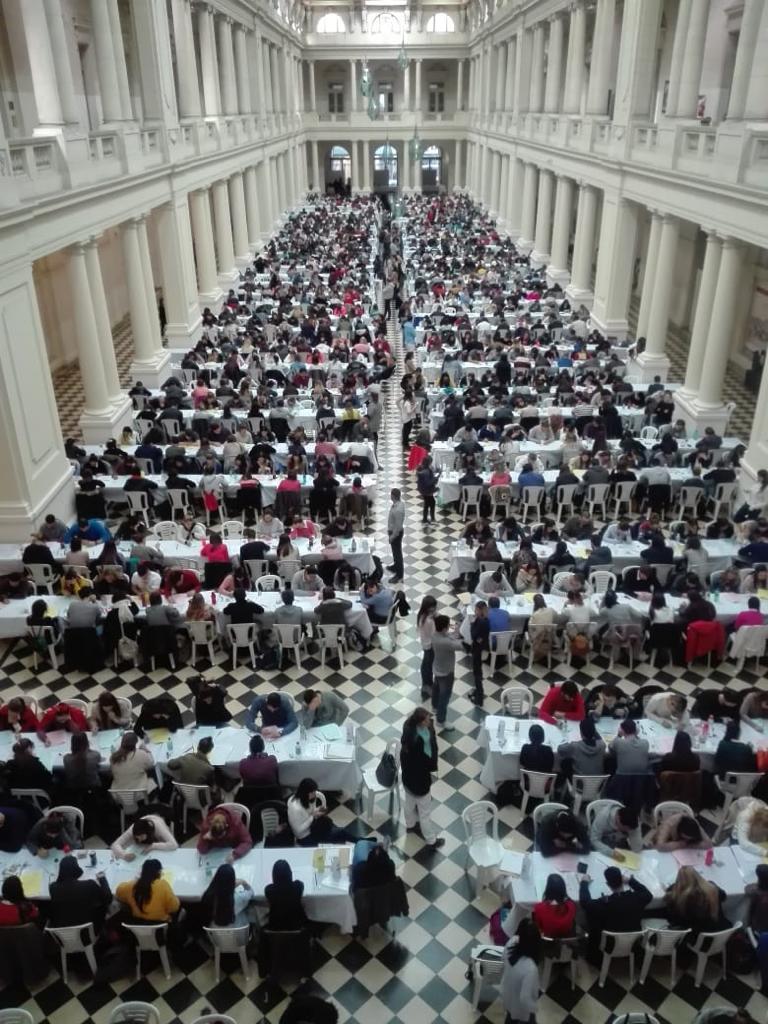 25-04-19 examen unico 2