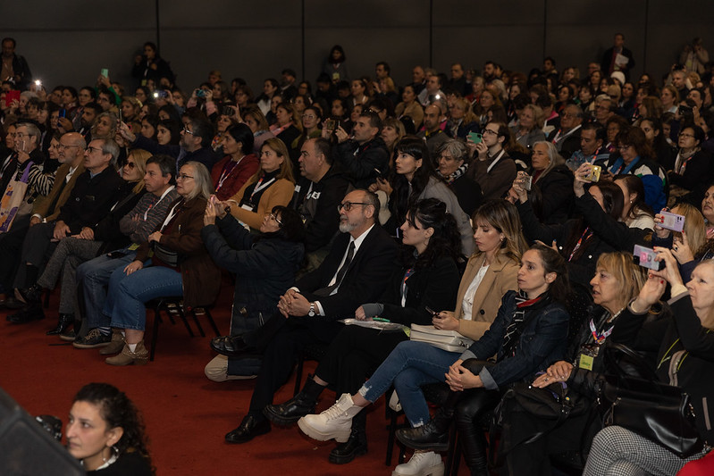 El acto de apertura de Libro % se realizó a sala llena en la Feria del Libro