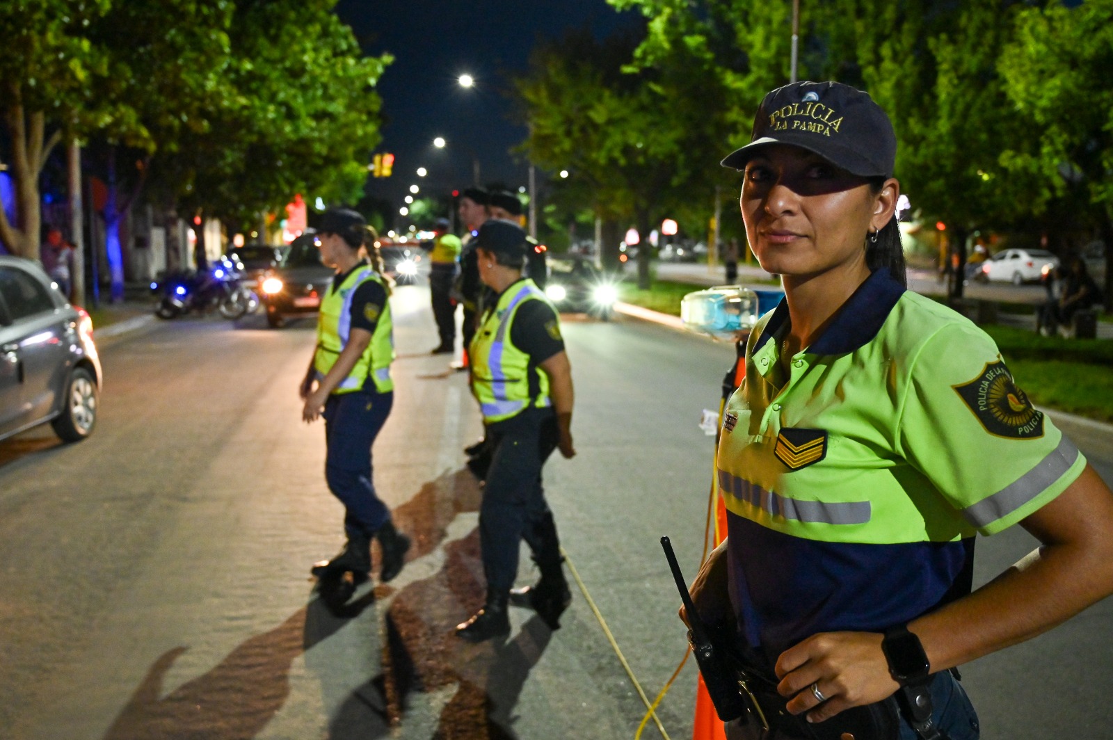 Personal de la policía de la provincia, realiza controles de seguridad en el marco del programa “Cuidar vidas”.