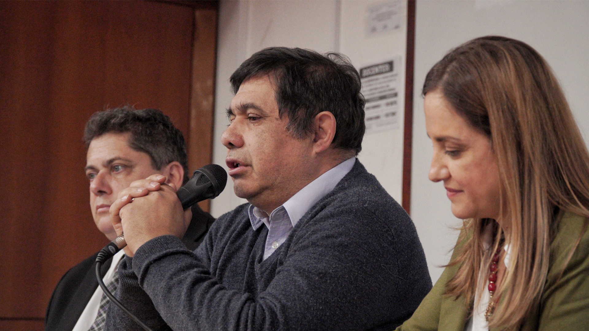 rector de la universidad de salta hablando