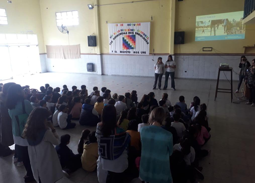 Seguridad Vial concientiza a estudiantes de escuelas secundarias en Entre Ríos