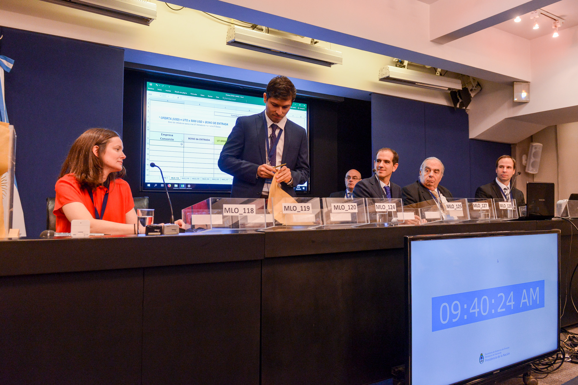 13 Empresas Ofertaron Casi Usd 1 000 Millones Para Explorar El Mar Argentino En Busca De Petroleo Y Gas Argentina Gob Ar