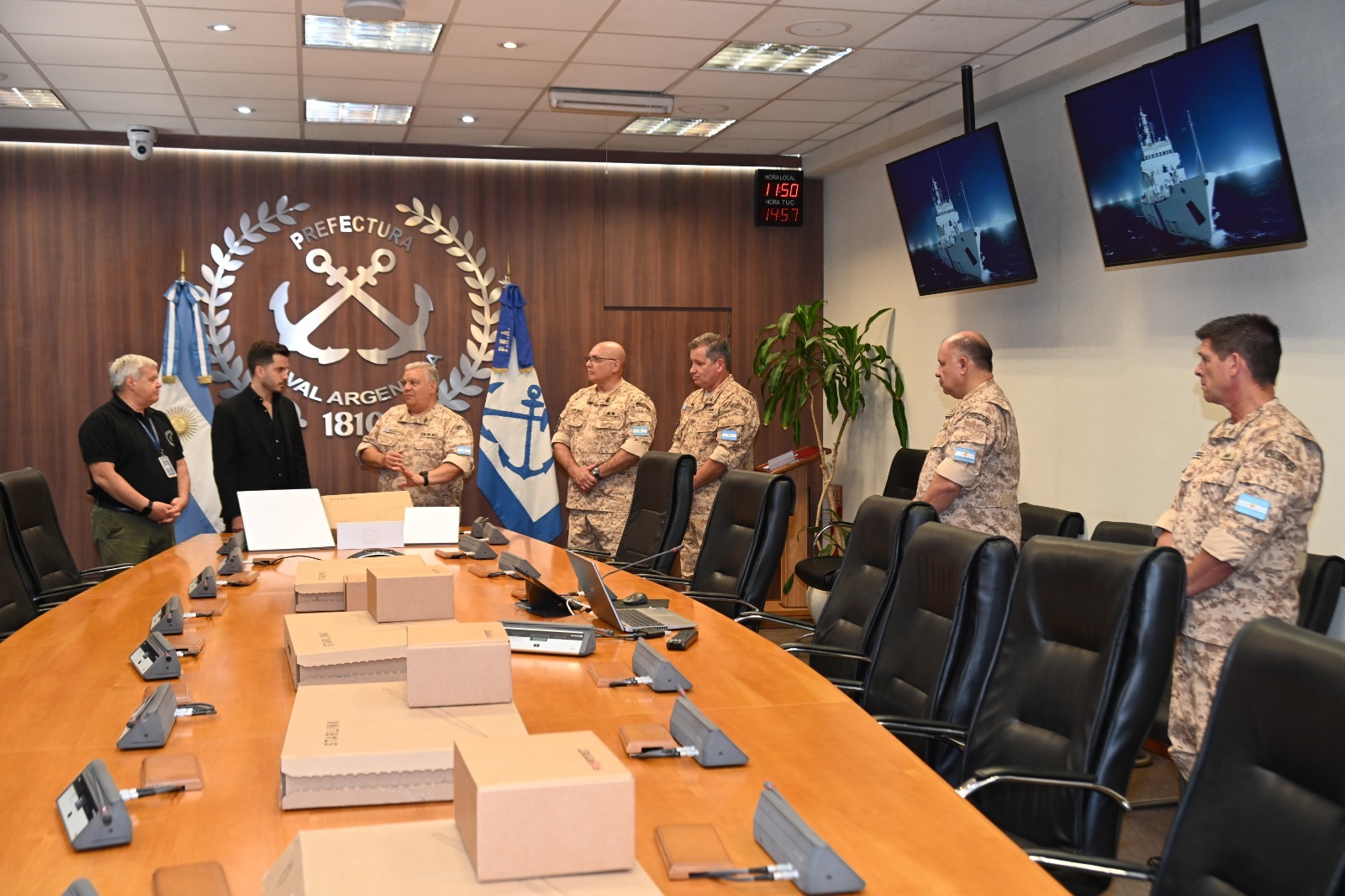 La Prefectura Naval Argentina fortalece el control fronterizo con conectividad  satelital de última generación | Argentina.gob.ar