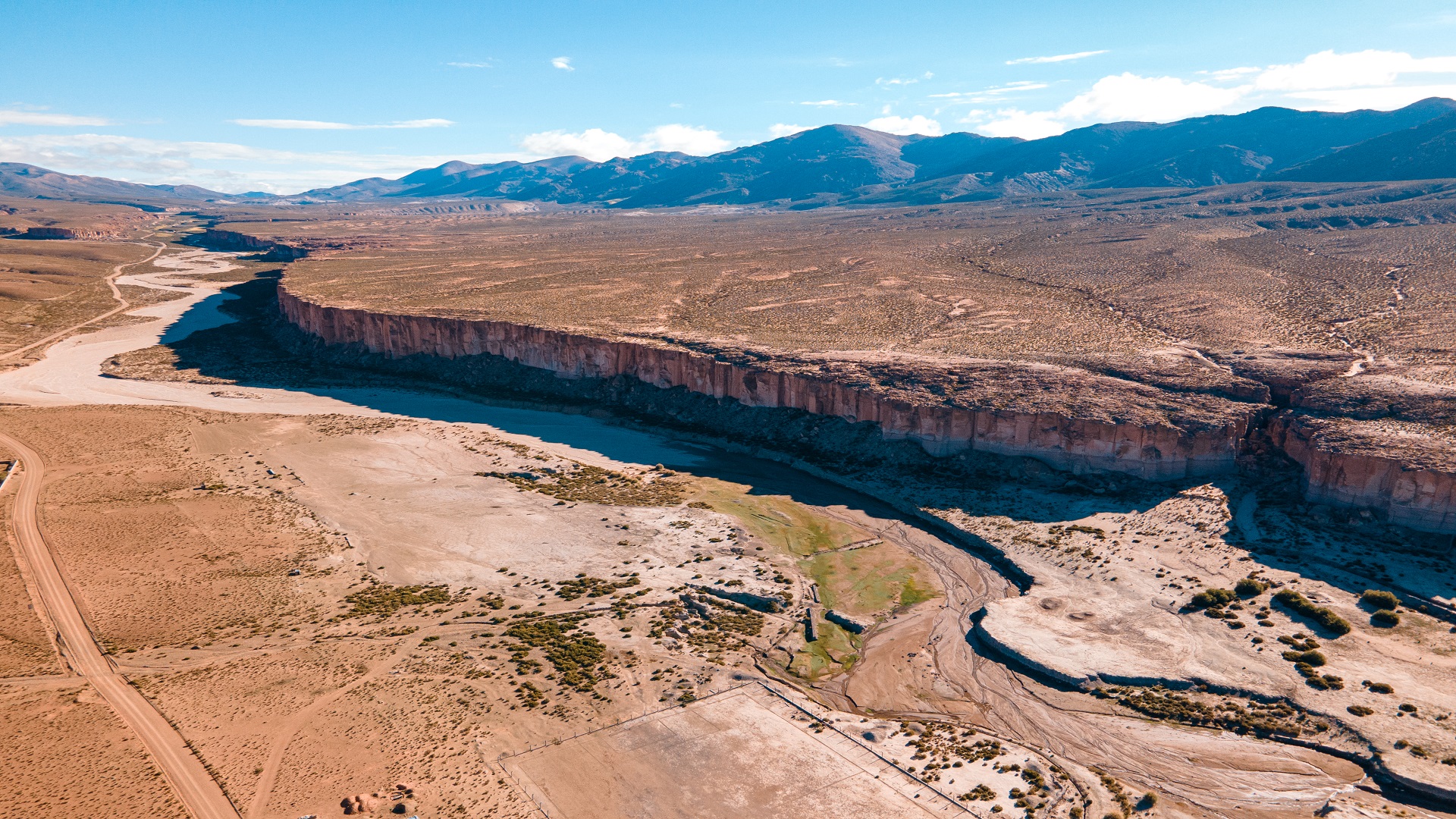 Barrancas, alberga tesoros rupestres y costumbres ancestrales Texto alternativo 4
