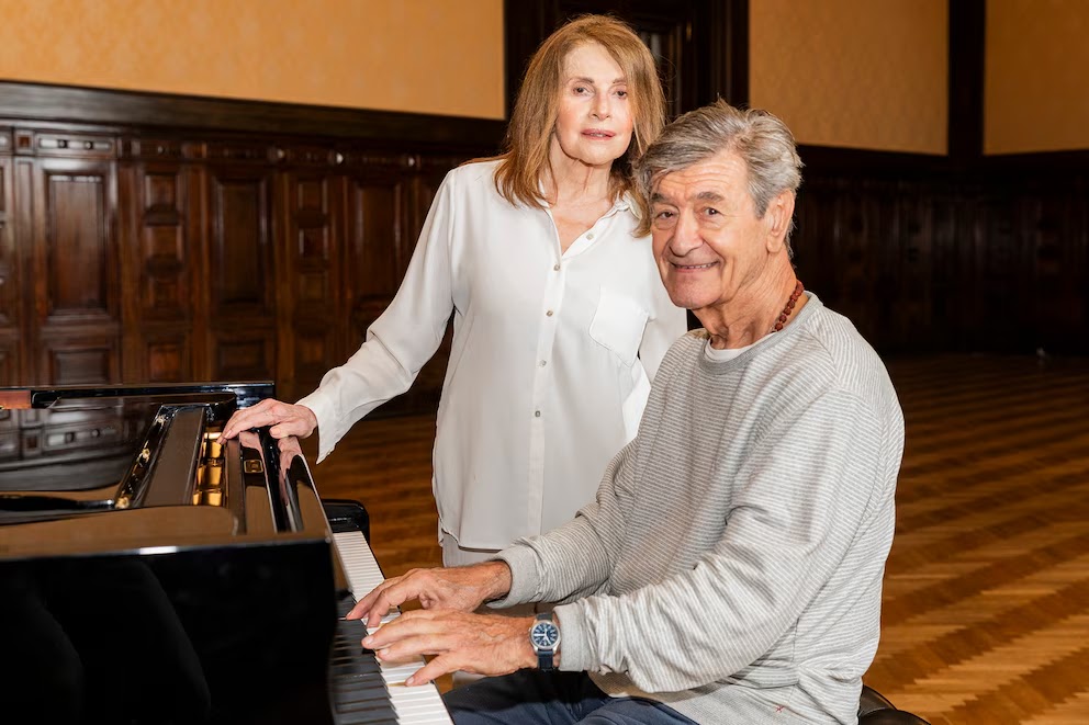 Canciones de colección: Leonor Benedetto y Alberto Favero protagonizan un homenaje a Jorge Luis Borges. Canciones de colección: Leonor Benedetto y Alberto Favero protagonizan un homenaje a Jorge Luis Borges.