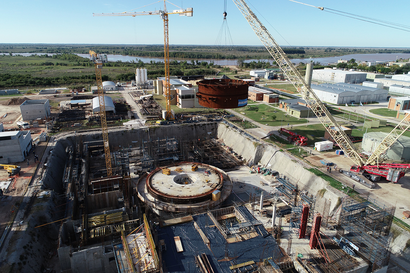 La construcción del reactor nuclear de potencia cien por ciento argentino