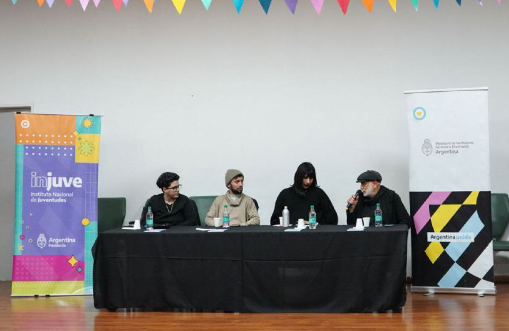 Jornada del orgullo en la Casa de Juventudes