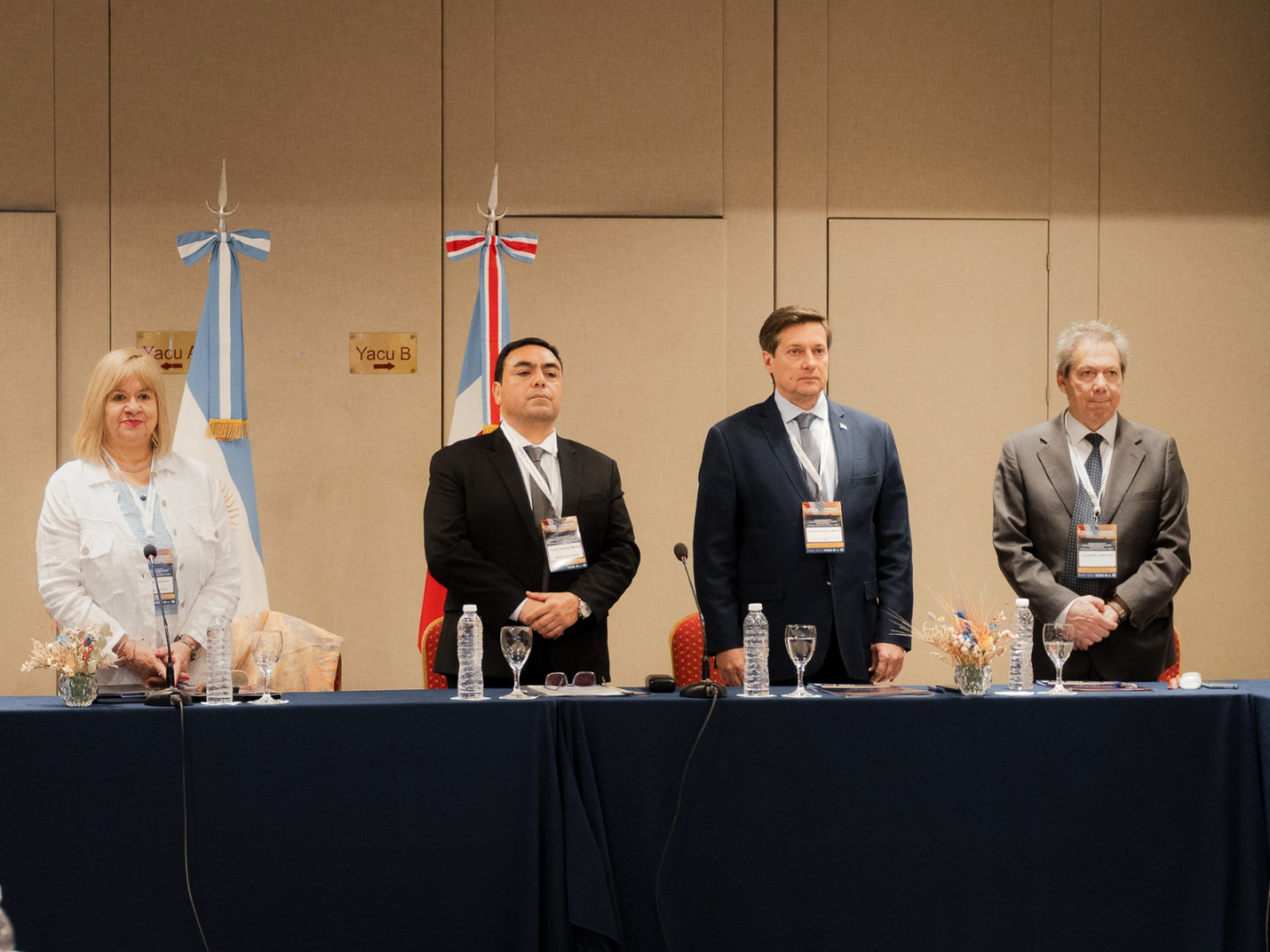 Asamblea Ordinaria 116a. Consejo Federal de Consumo. De izquierda a derecha: Mónica Lucero presidenta del COFEDEC, Jorge Gustavo Murad ministro de Economía de Santiago del Estero, Fernando Blanco Muiño subsecretario Defensa del Consumidor y Lealtad Comercial y Leonardo Lepíscopo director nacional de Defensa del Consumidor y Arbitraje de Consumo. 