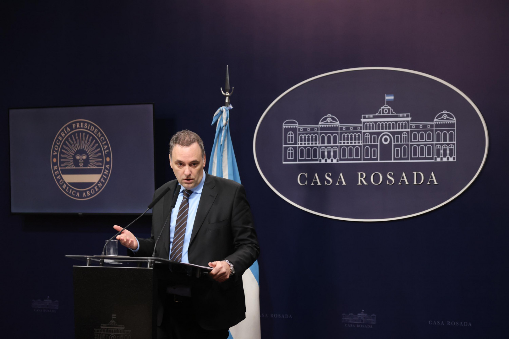 El Vocero Presidencial brindó su conferencia de prensa matutina. El Vocero Presidencial brindó su conferencia de prensa matutina.
