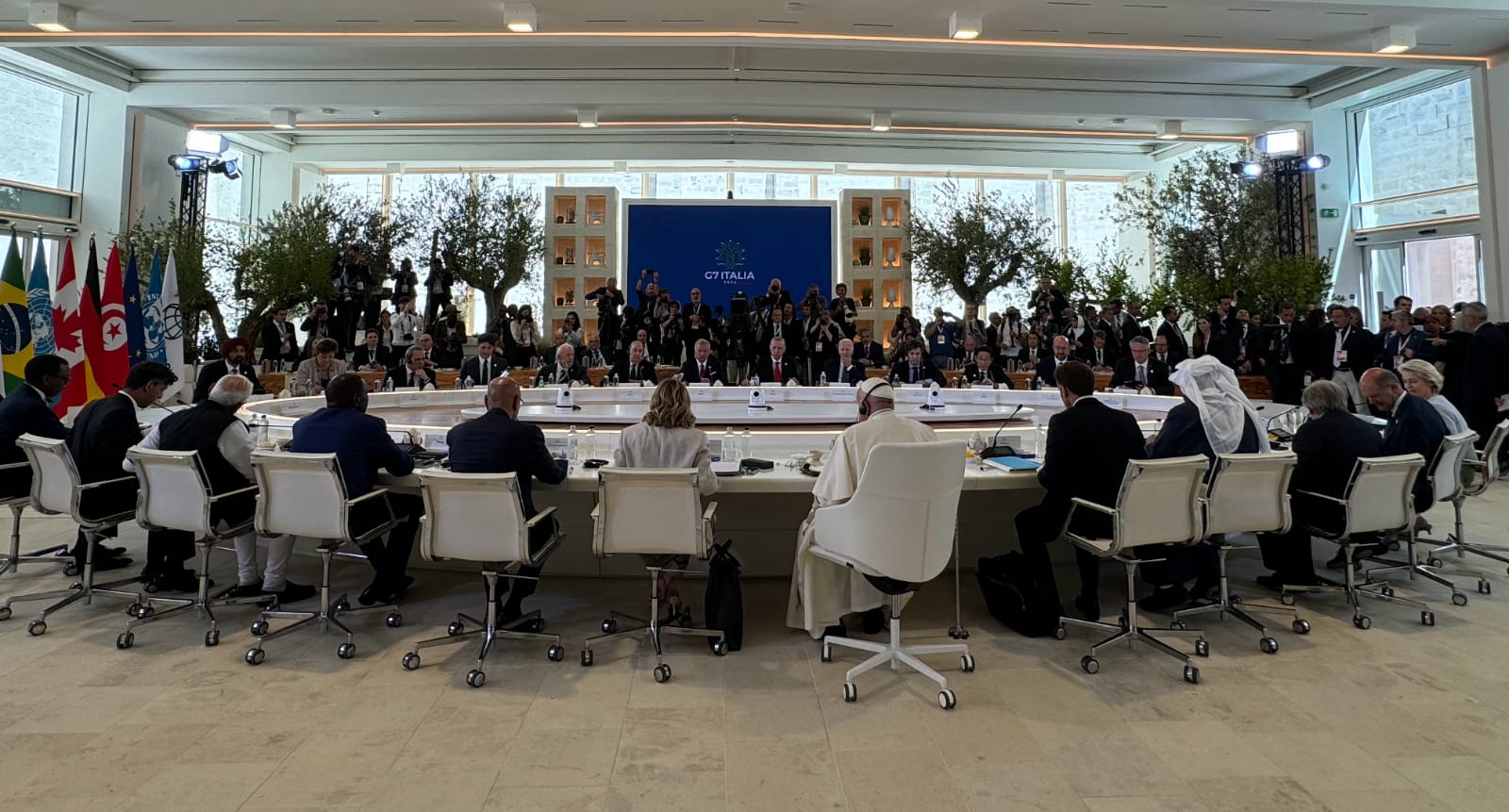 El Presidente Javier Milei en la Cumbre de Líderes del G7