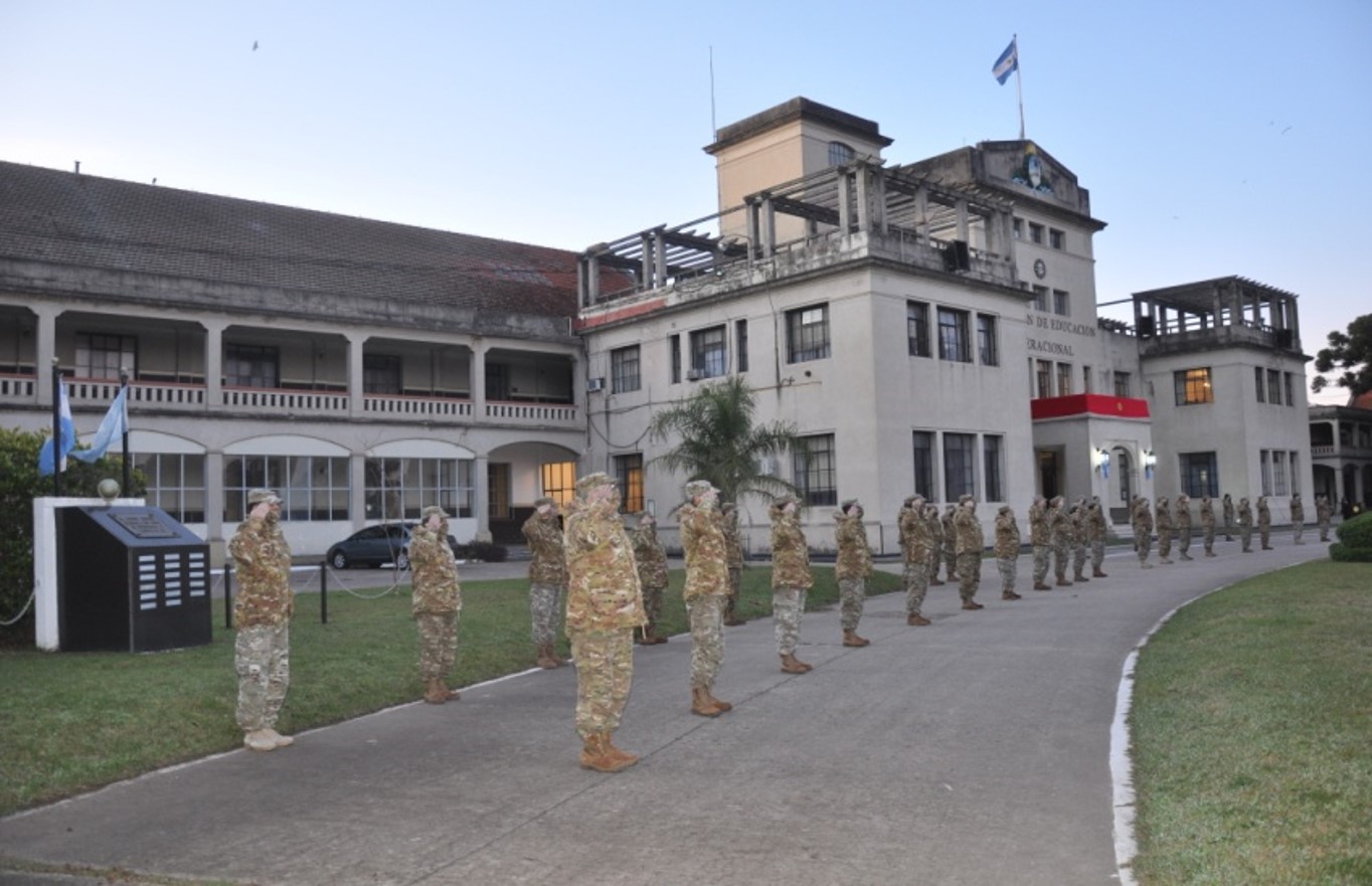 Formación en la Dirección de Educación Operacional