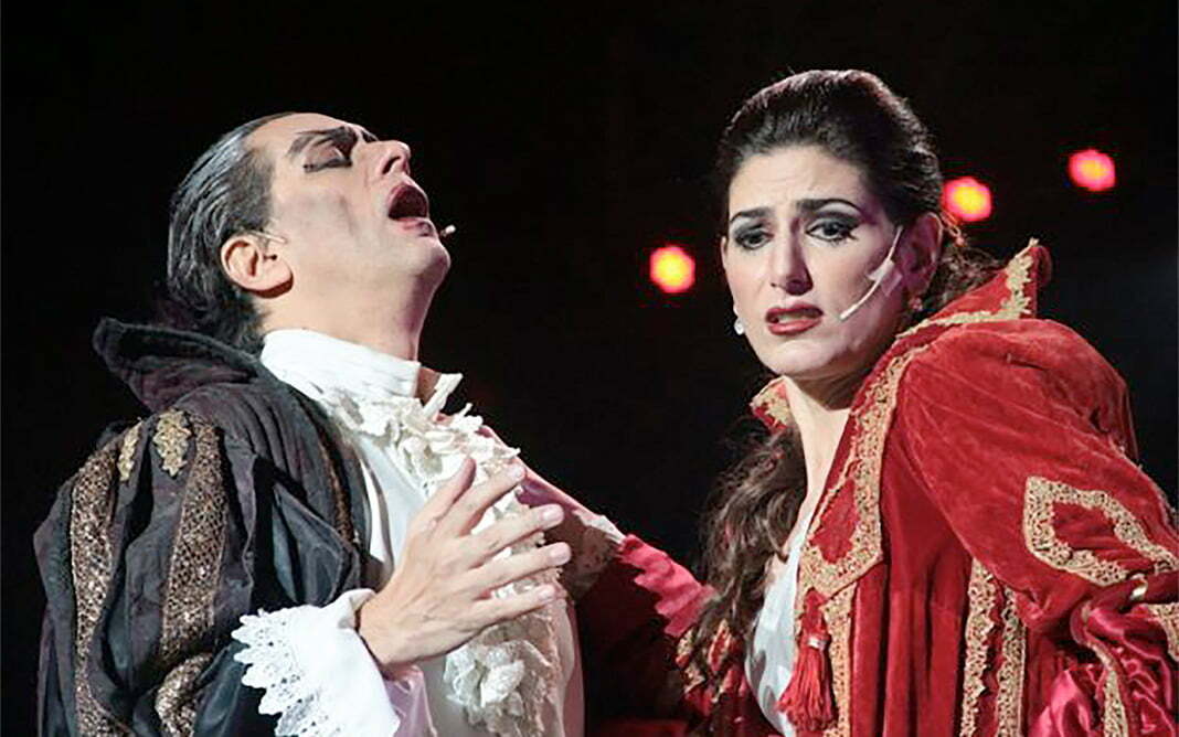 Juan Rodó y Cecilia Milone en Drácula