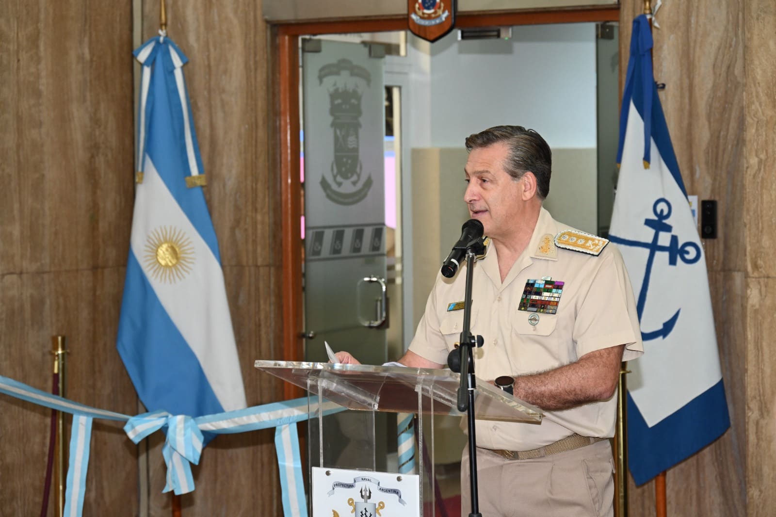 Prefectura celebró el 4° aniversario de la Dirección de Tráfico Marítimo, Fluvial y Lacustre e inauguró su Sala de Situación modernizada | Argentina.gob.ar