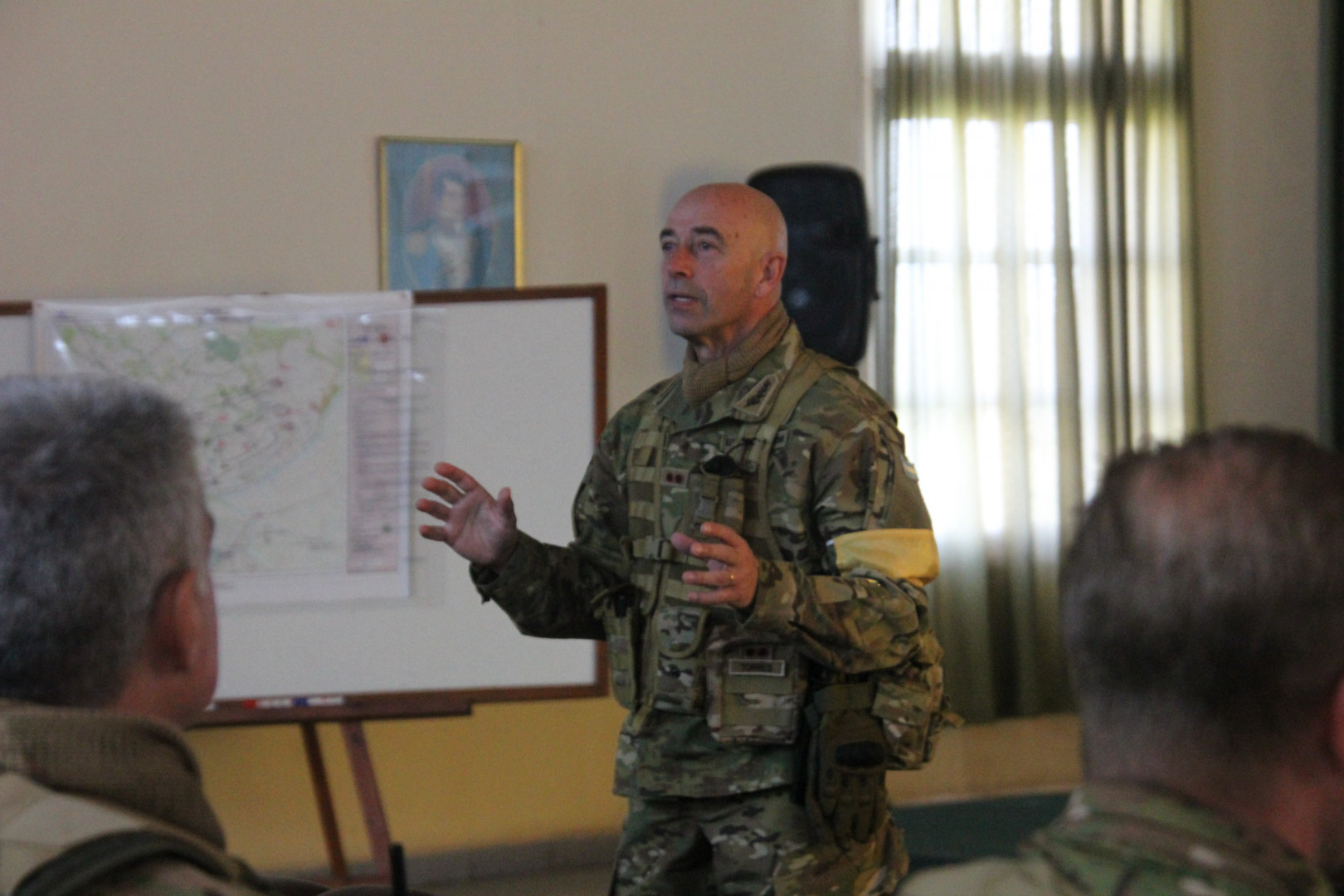 El general de brigada Federico Javier Torres imparte la orden de operaciones