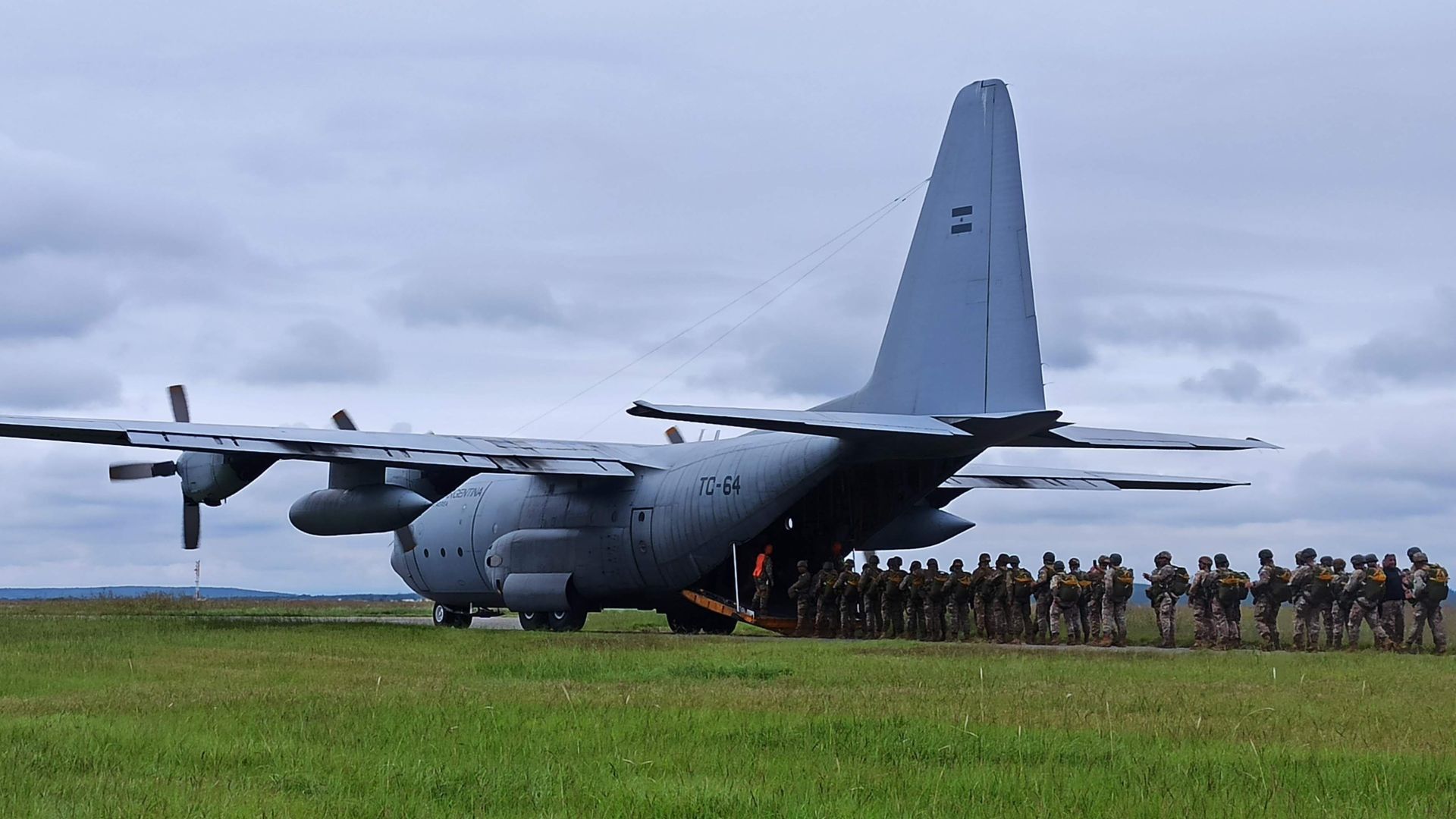 [Imagen: ea-lanzejcanduiv-3.jpg]