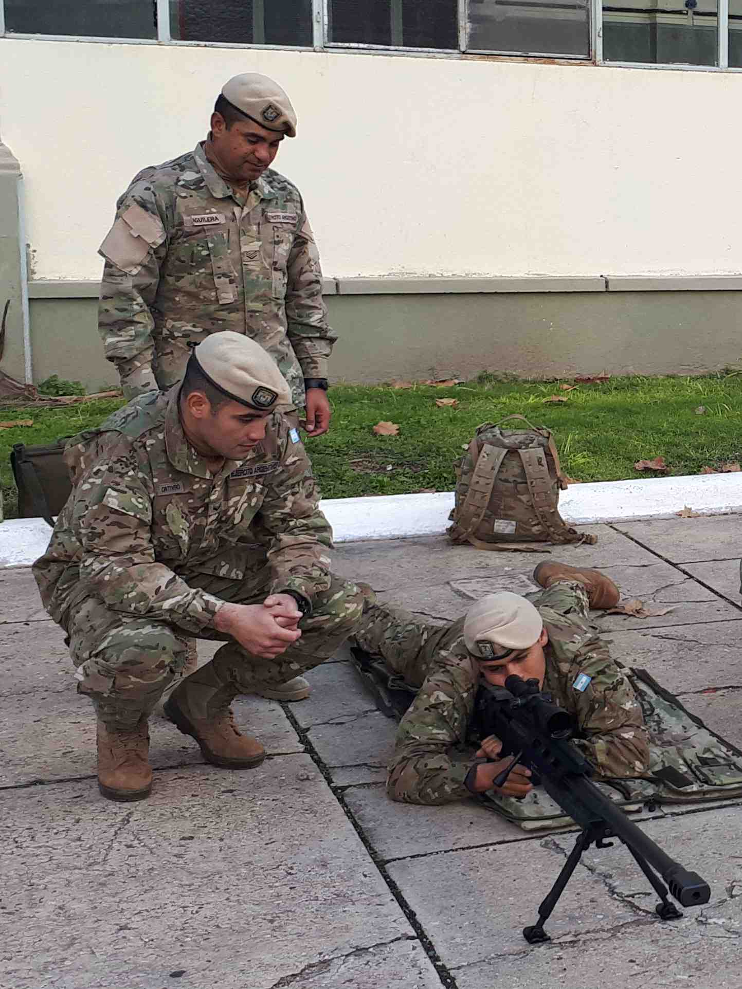 La primer parte del curso para tirador pesado se dicta en la Escuela de InfanterÃa.
