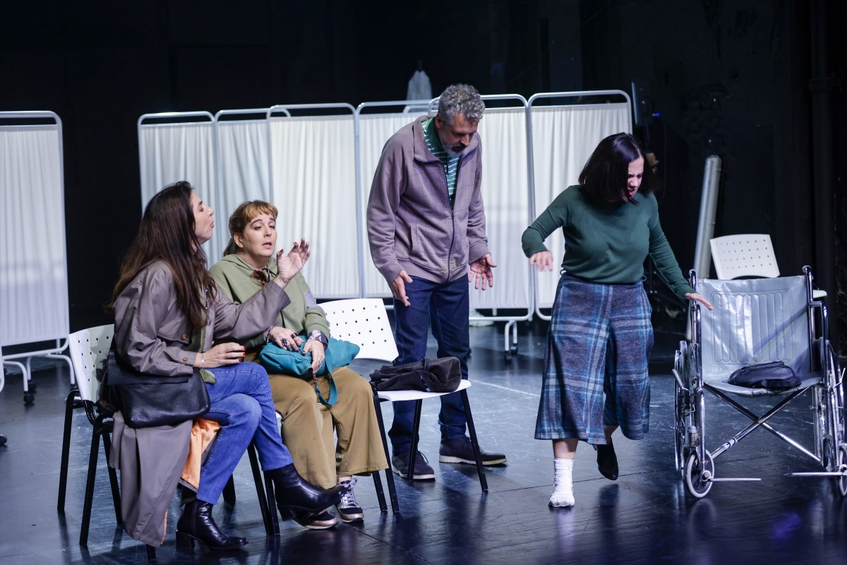 "El fondo de la escena" se presenta en el Centro Cultural Borges.