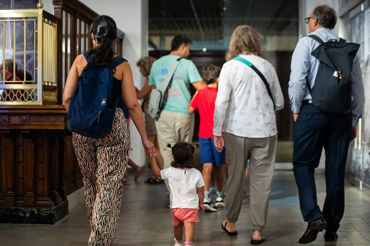 Excursiones artísticas por "Las soñadoras" para toda la familia en el Palacio Libertad.