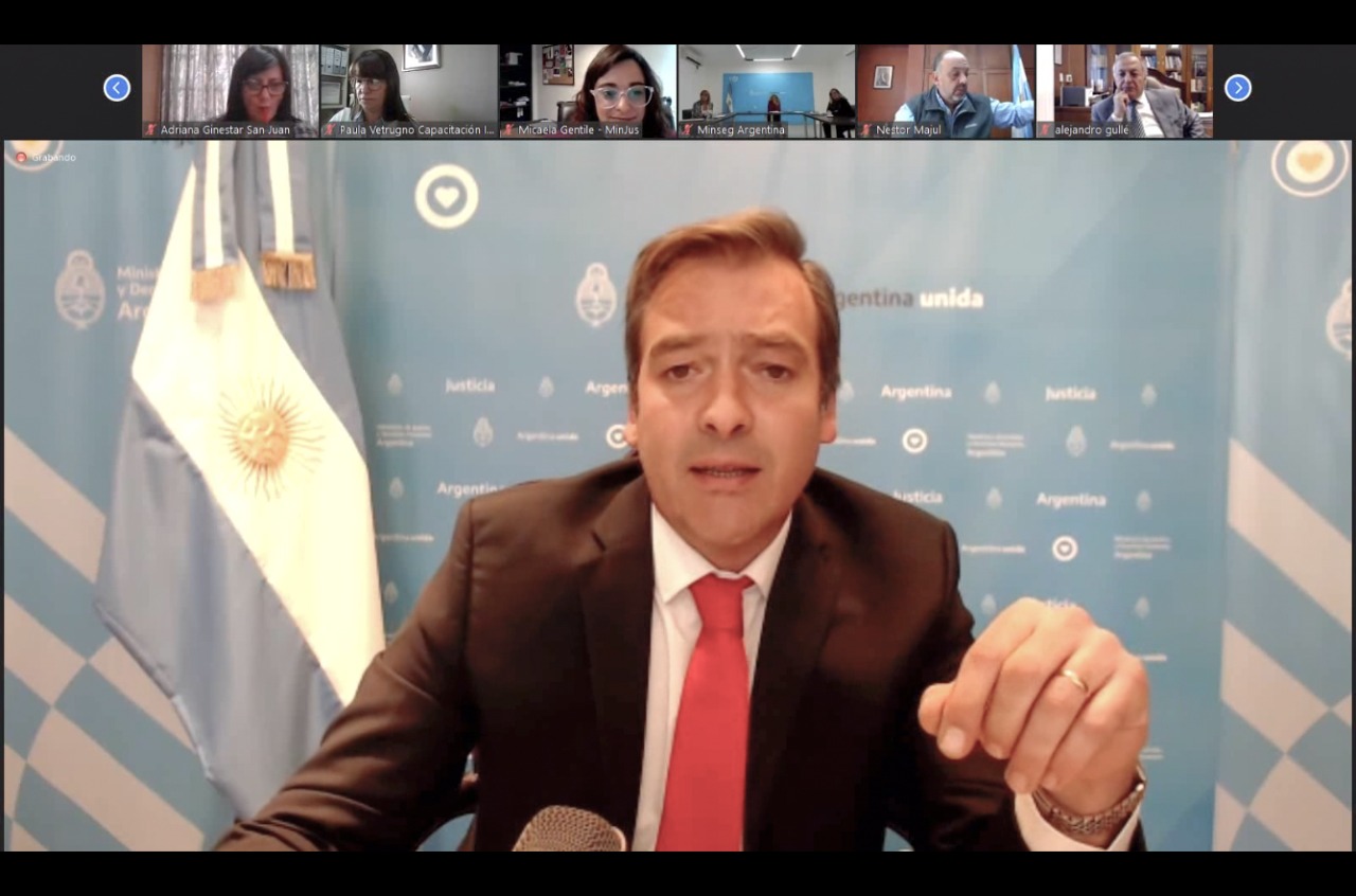 Soria participó del nuevo encuentro del Consejo Federal para la Prevención de Femicidios Soria participó del nuevo encuentro del Consejo Federal para la Prevención de Femicidios