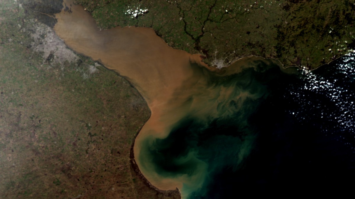 El Frente Estuarial del Río de la Plata - Terra MODIS - 2 de julio de 2011