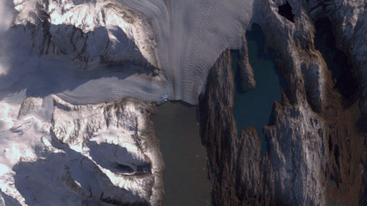 Glaciar Upsala - Landsat 7 ETM+ - 6 de Junio de 2012
