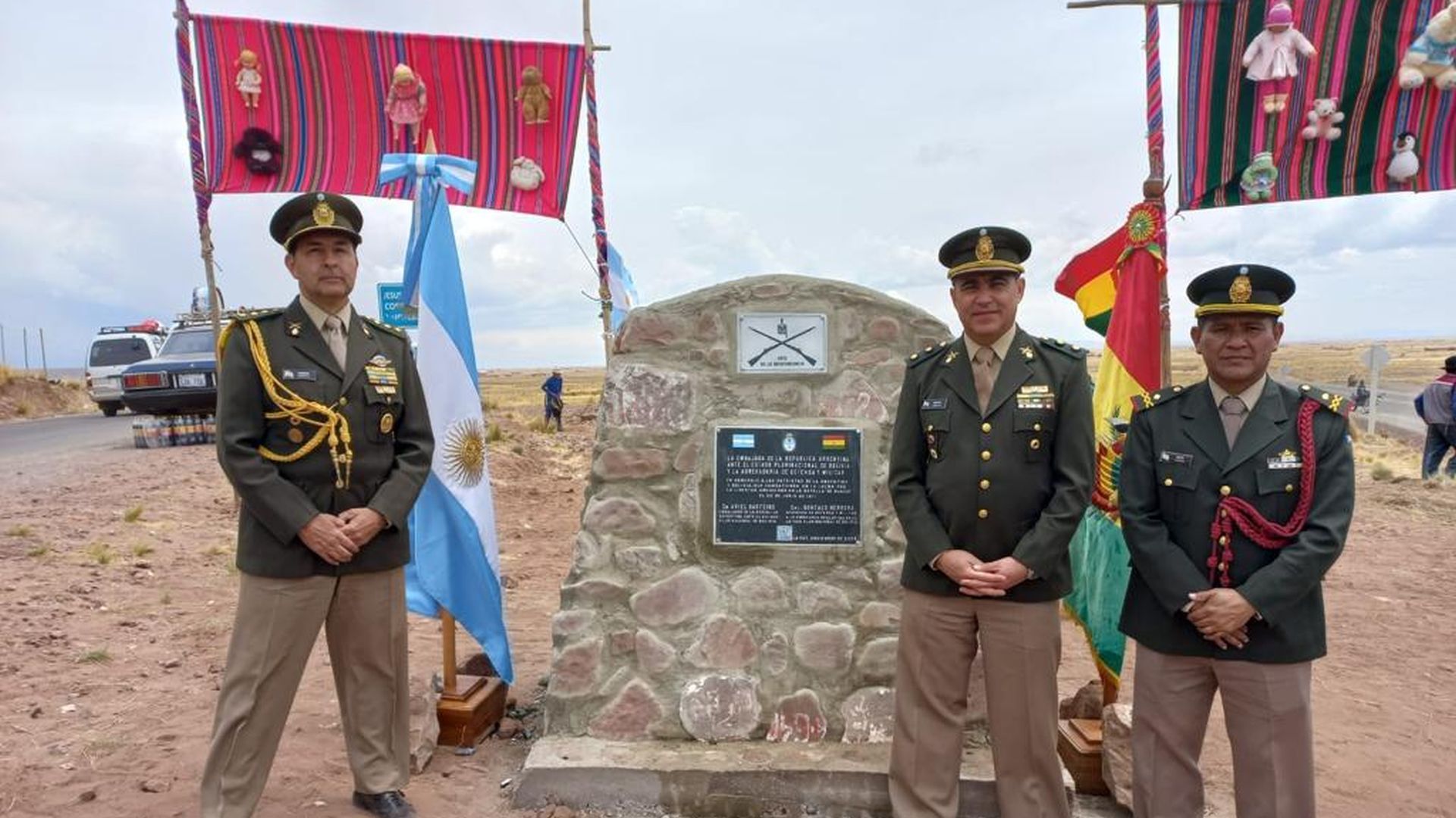 Inauguración del hito de la batalla de Huaqui