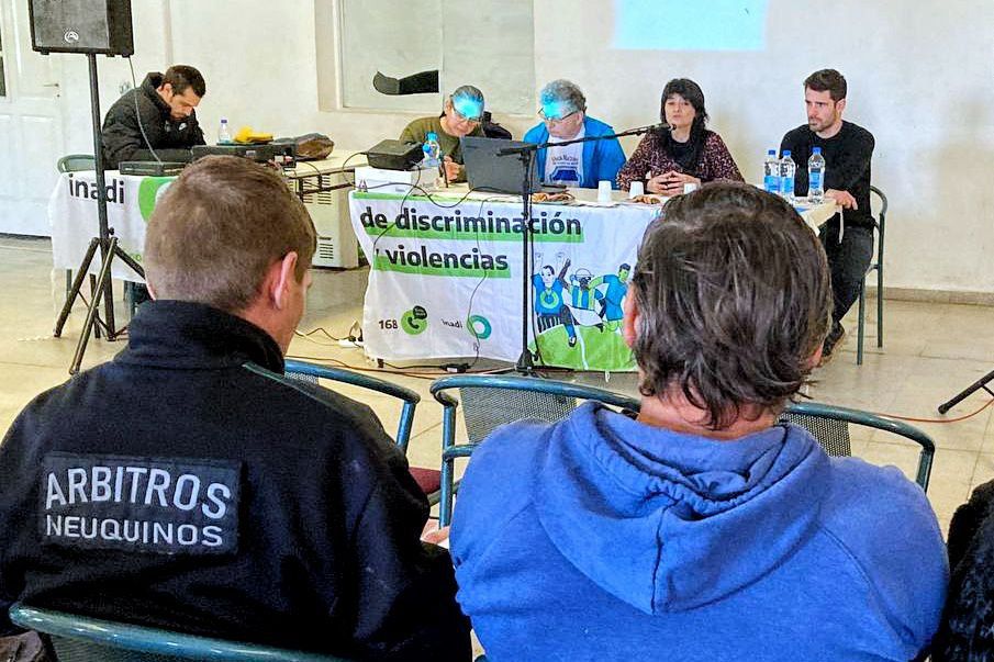 Taller de formación en el marco del programa “Deportes sin Discriminación”