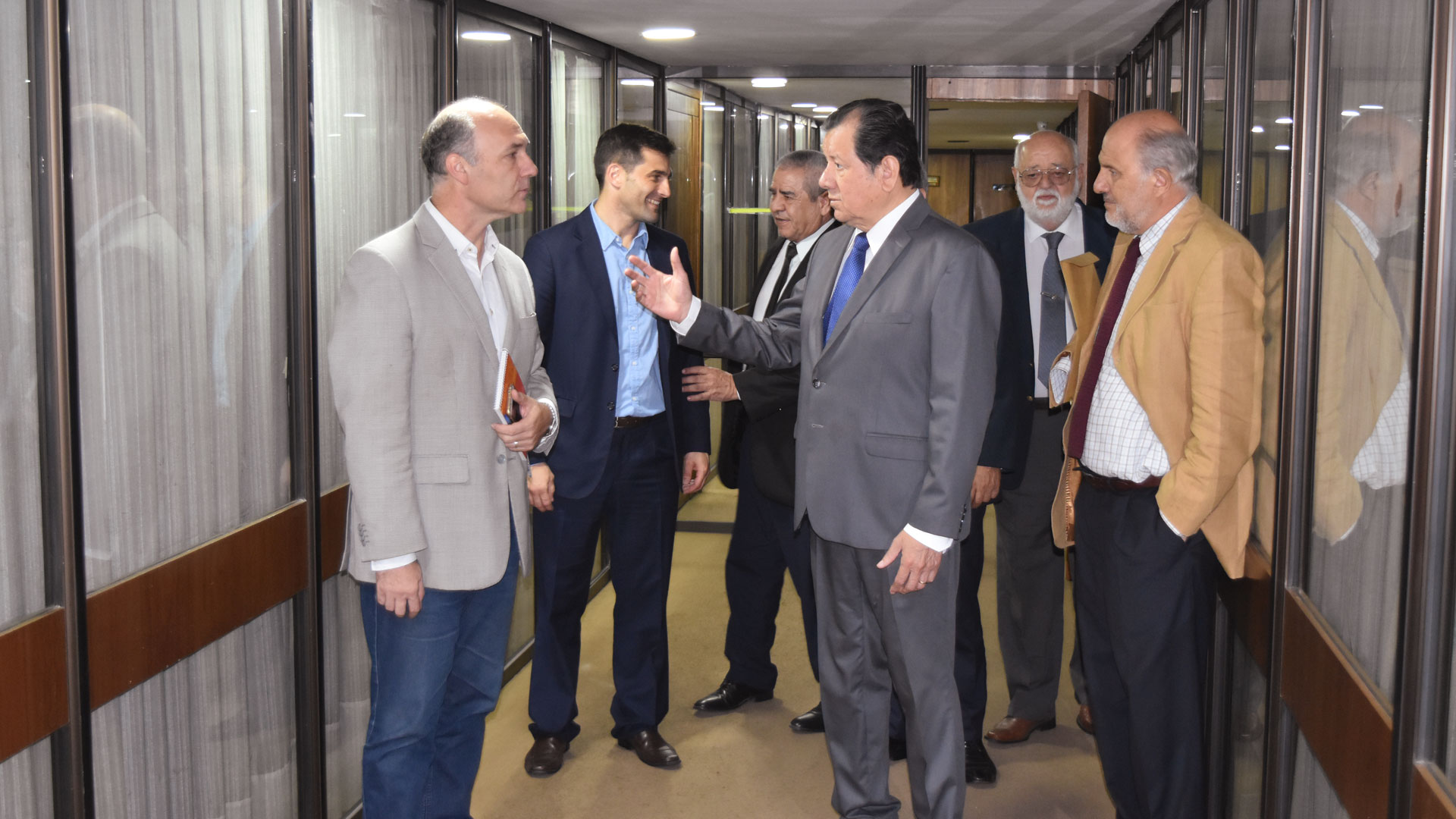 Autoridades del COM con el presidente del IAF