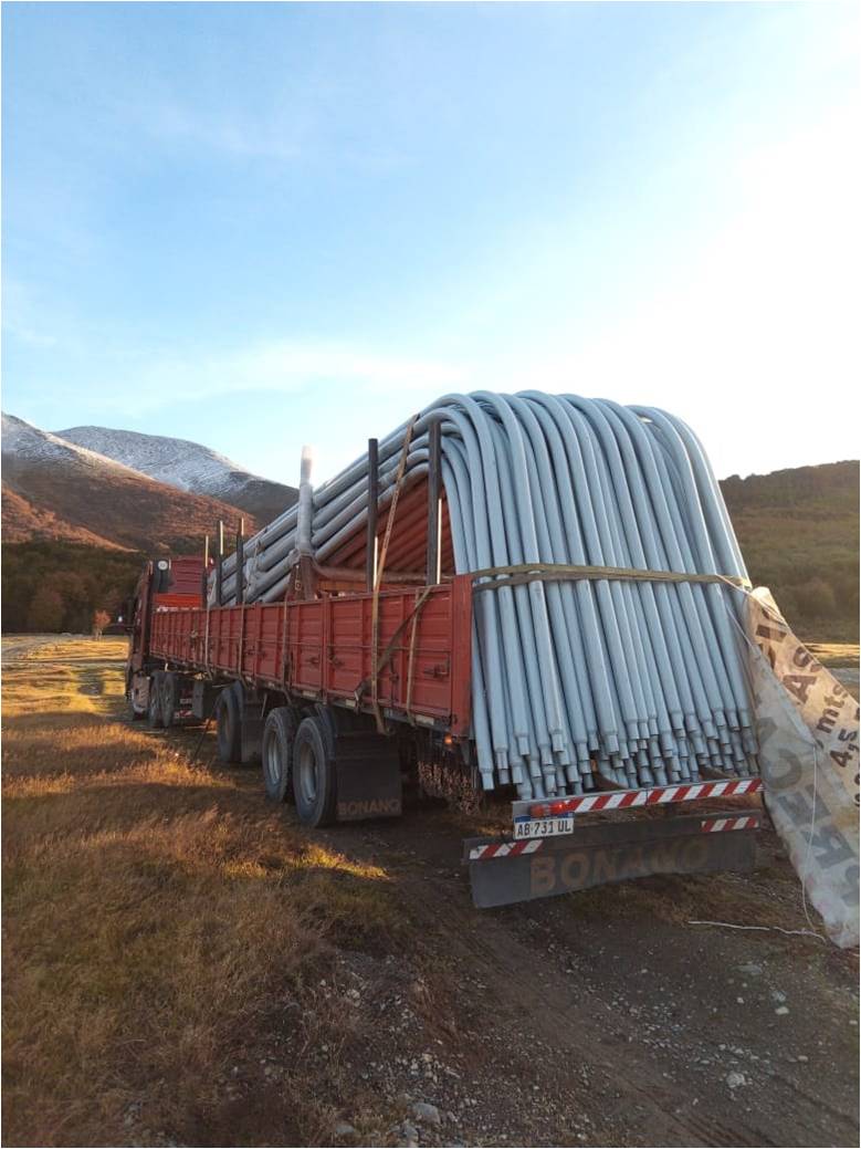 En Ushuaia, comienza la colocación de postes para el alumbrado público
