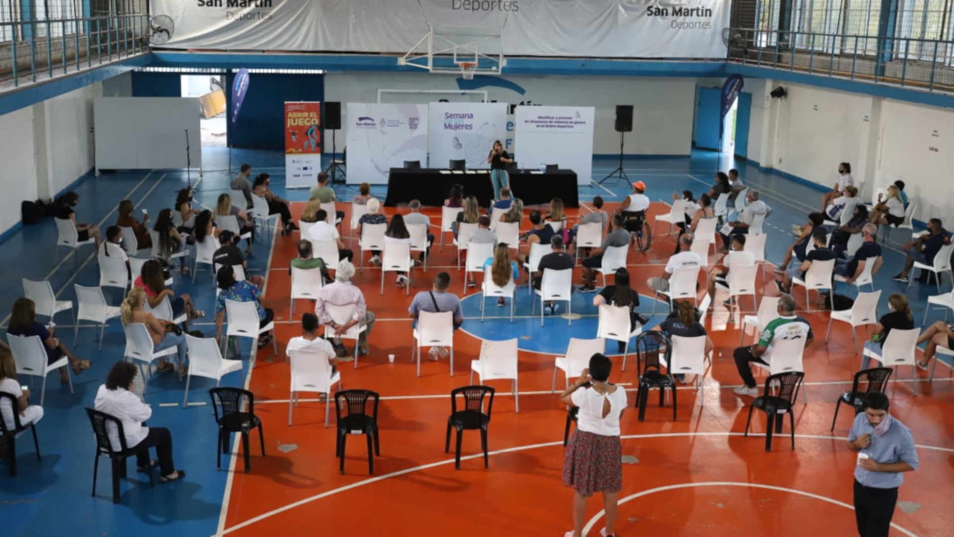 Encuentro de formación en género para clubes de San Martín