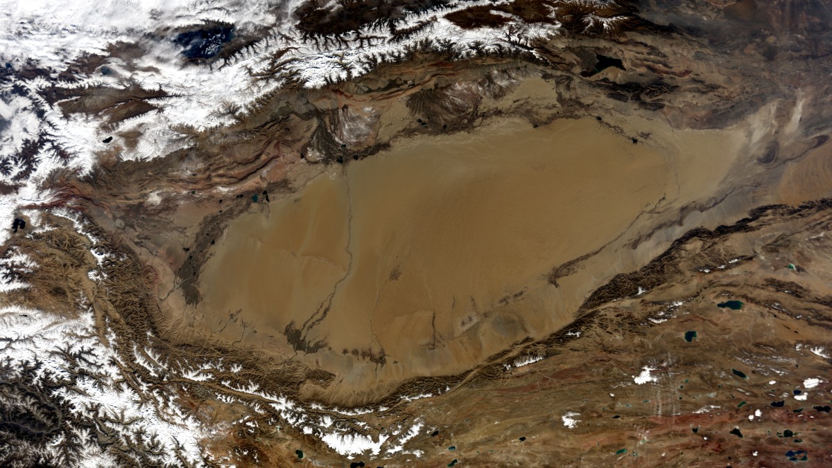 Desierto de Taklamakán – Terra MODIS – 27 de Octubre de 2011