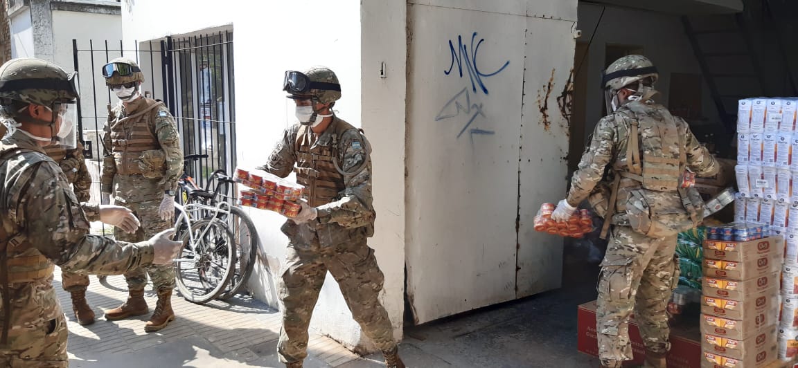 Descarga de ayuda alimentaria