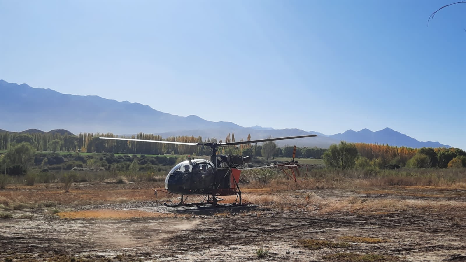 Cursillo de Rescate en Montaña de la Brigada de Montaña VIII helicóptero